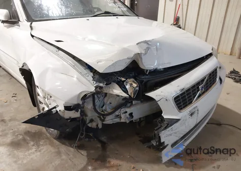 2006 Volvo S80 2.5T from USA, damaged, VIN YV1TS592461441720